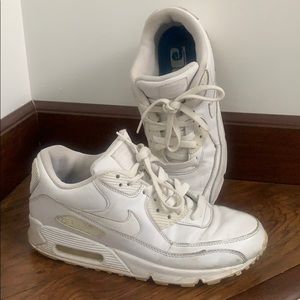 Nike Air MAX White US Women’s Sz 9.5/ Men’s 7.5